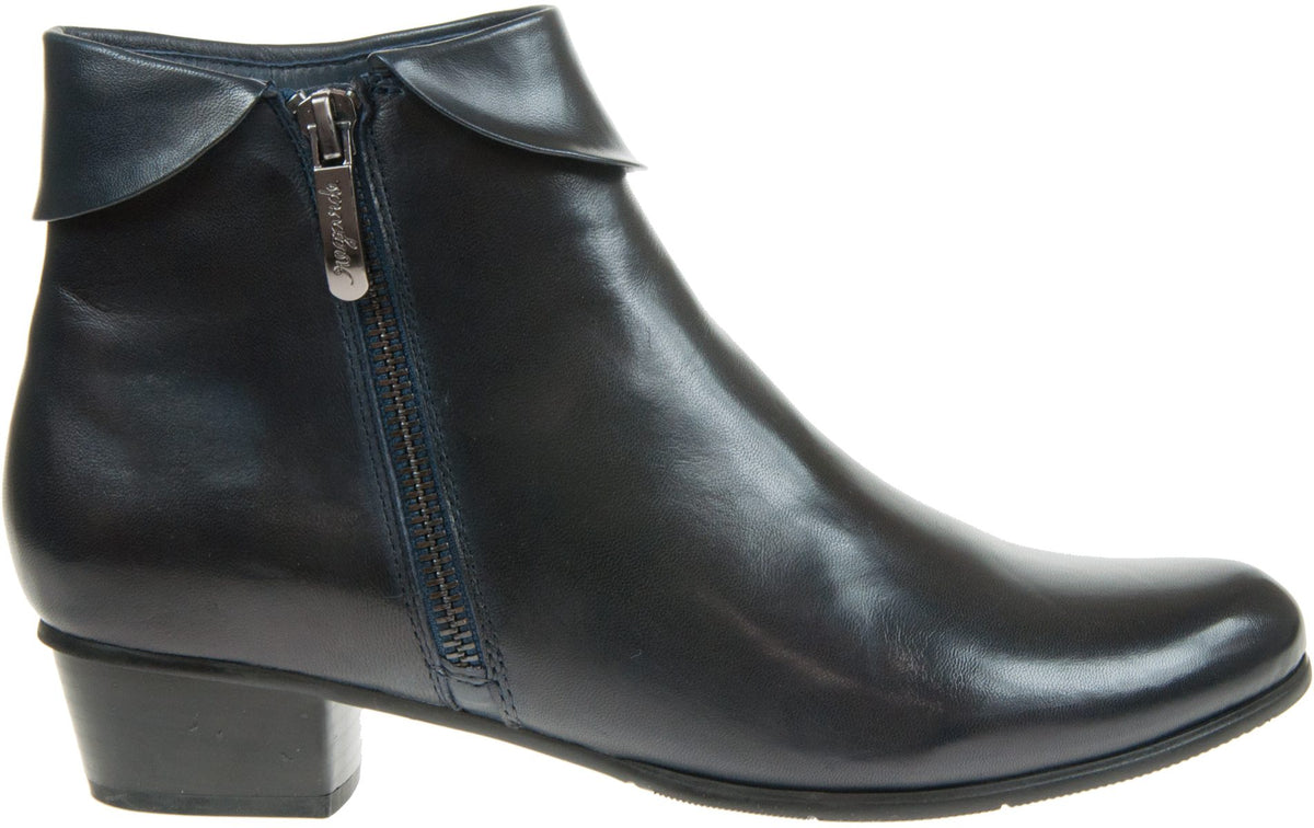 Regardez le Ciel Stefany 03 NAVY Soft Leather Zip Ankle Boot