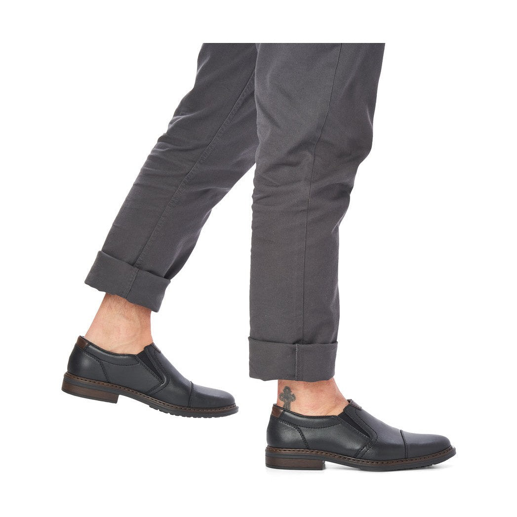 Rieker men slip-on shoe in black leather 17659-00
