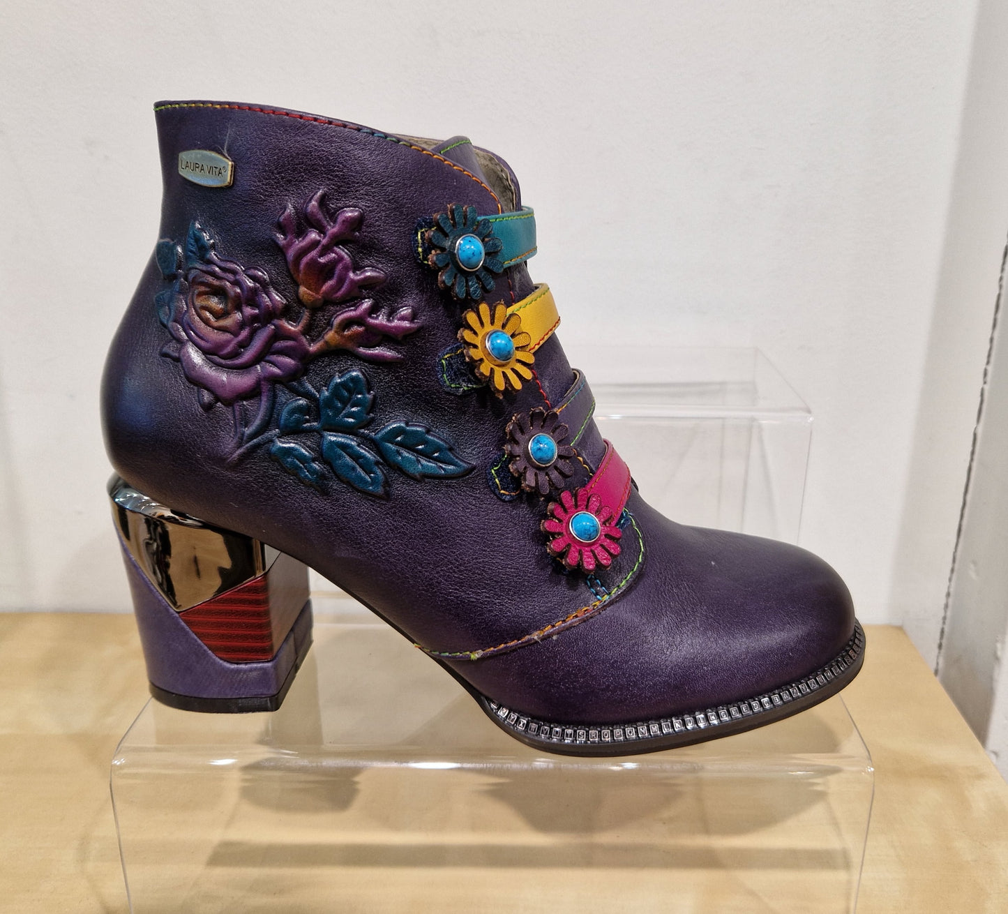 Laura Vita Maevao 0123 VIOLET Embossed block Heel Zip Ankle Boot
