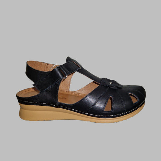 Adesso MEADOW Black Soft Leather Closed Toe Sandal