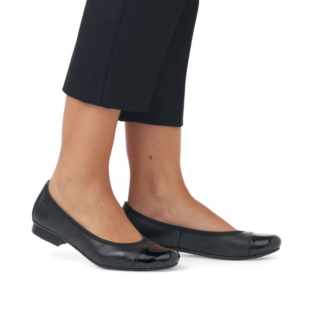 Rieker Classic Low heeled court shoe 51998-00 BLACK
