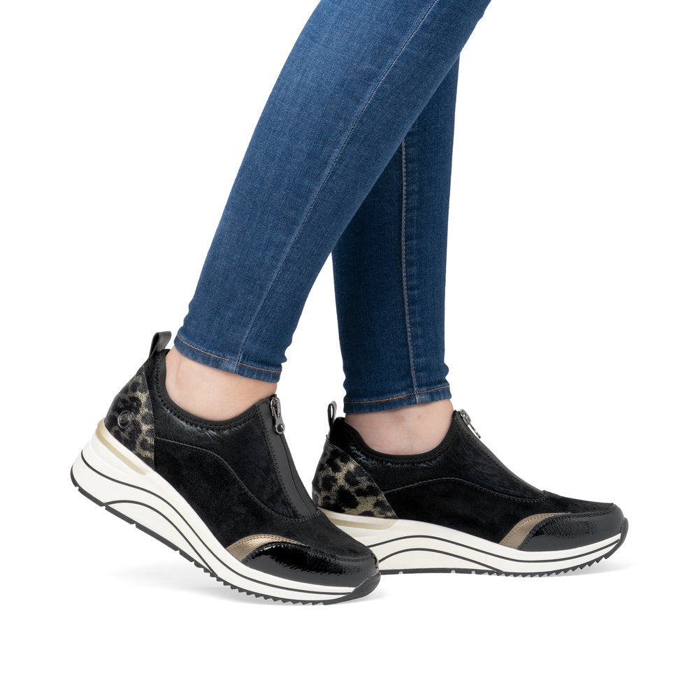 Remonte Shoes D0t08-02 Trainer style shoe with wedge sole and zip front BLACK COMB D0T08-02
