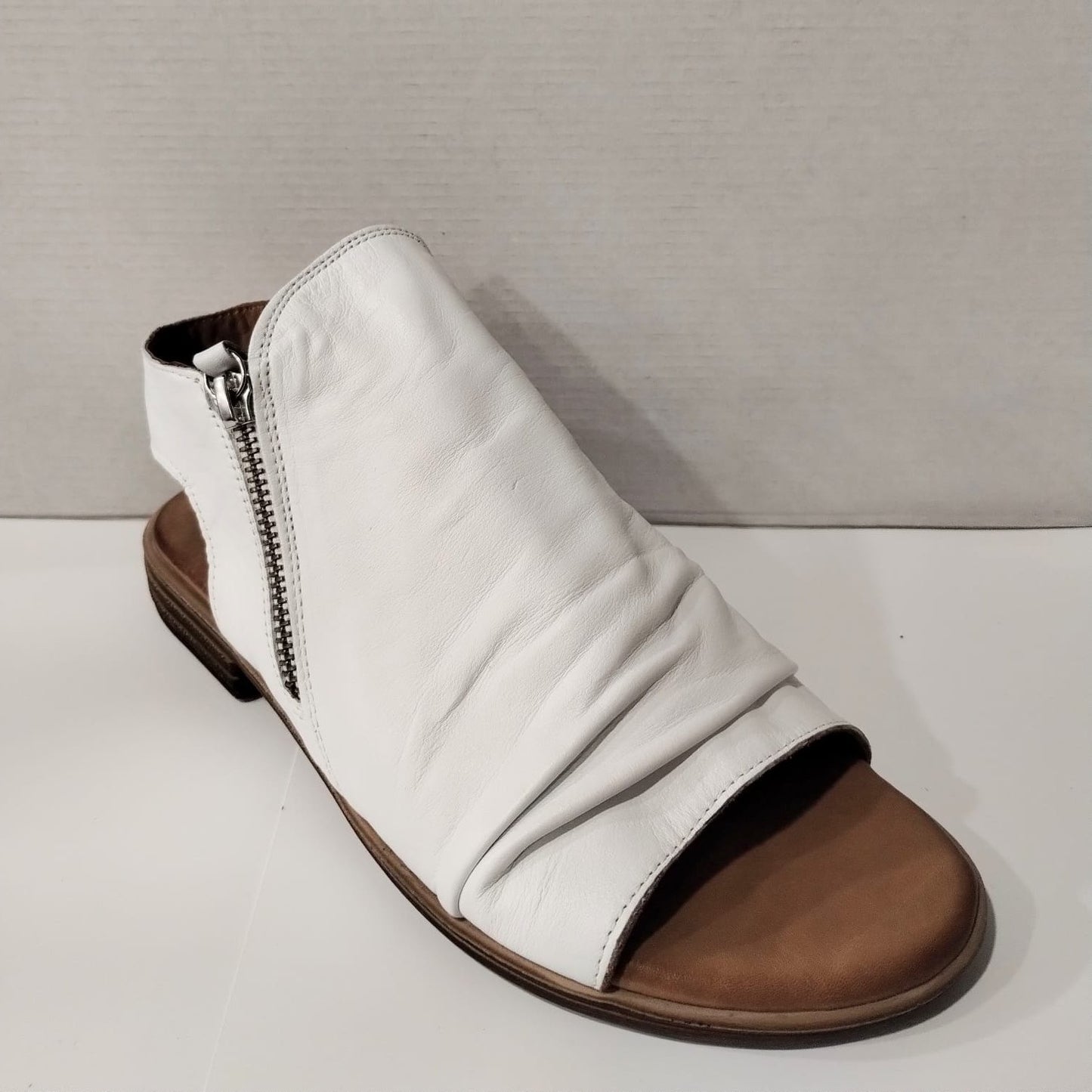 Modella Maisie Soft Leather Comfort Sandal with side Zip