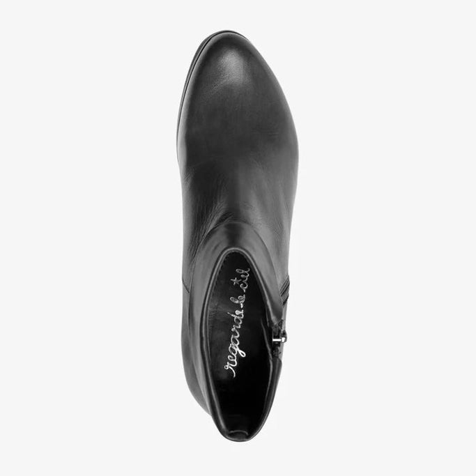 Regardez Le Ciel Stefany 03 BLACK Soft Leather Zip Ankle Boot