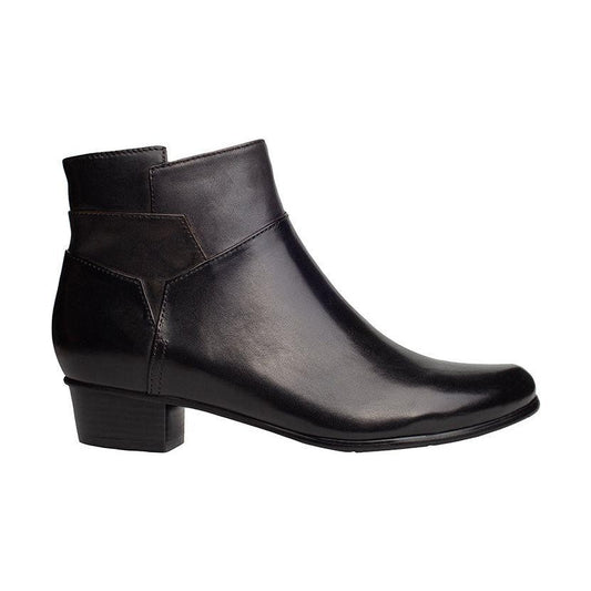 Regardez le ceil Stefany 379 BLACK soft leather zip ankle boot