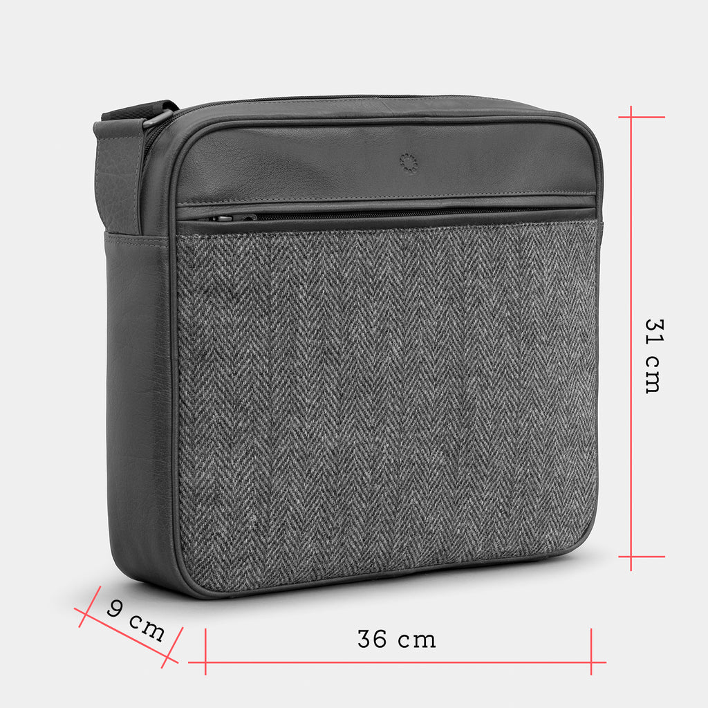 Yoshi Highland Cow Messenger Bag BLACK Soft Leather YMB01 COW1