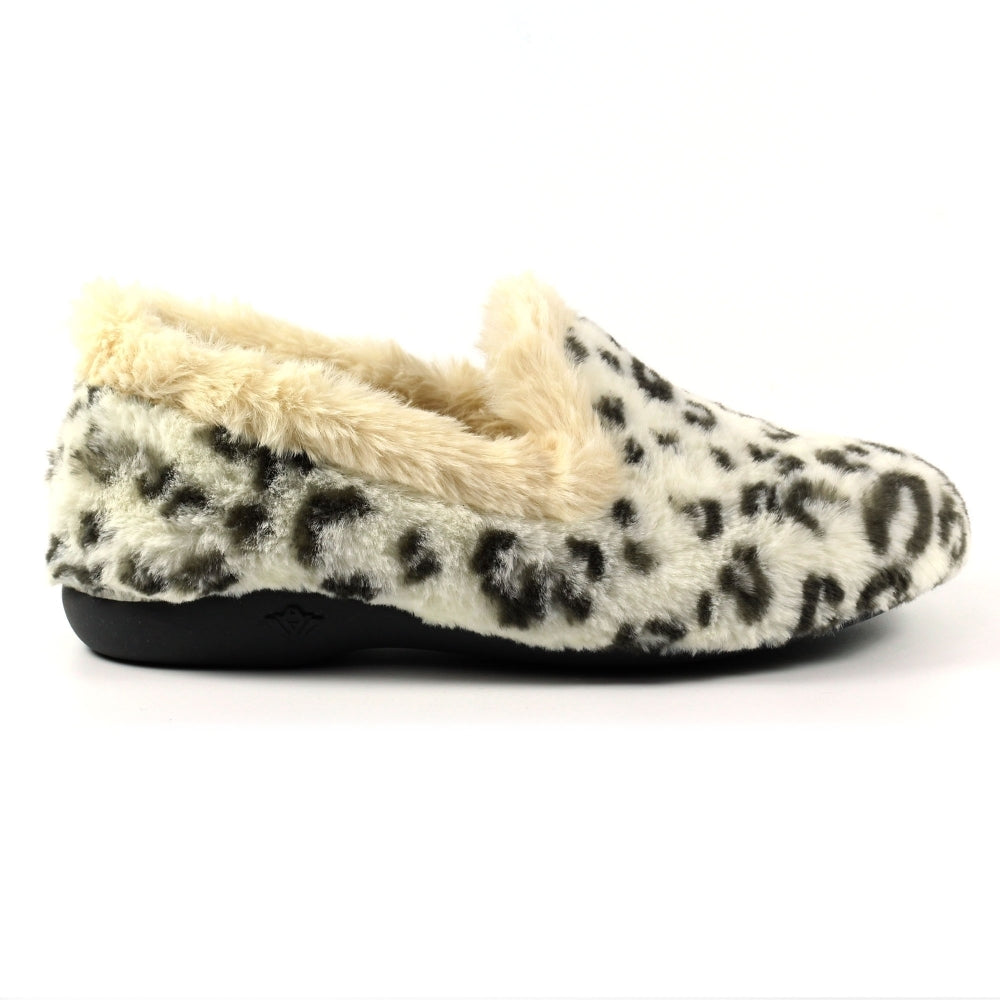 Lunar Morgan WHITE Leopard Print Slipper KLA215