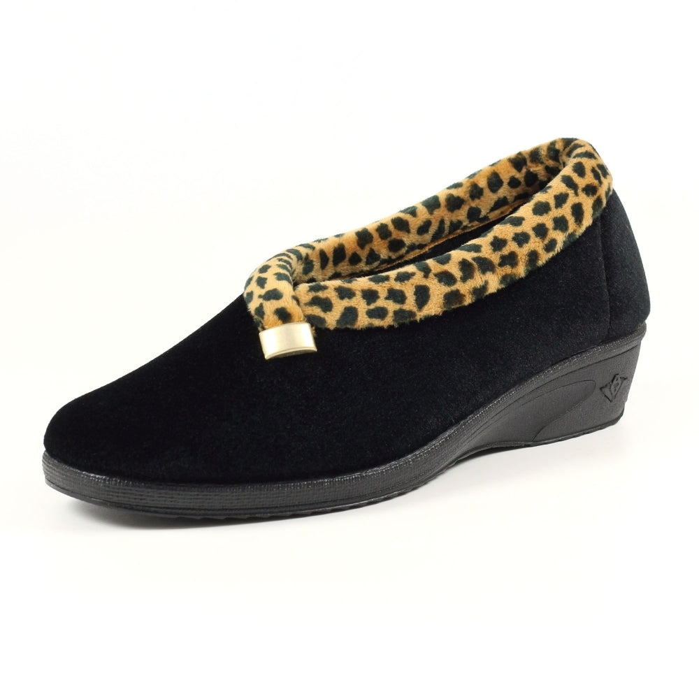 Lunar Paloma BLACK / Leopard Print Wedge Heel Slipper KLA005