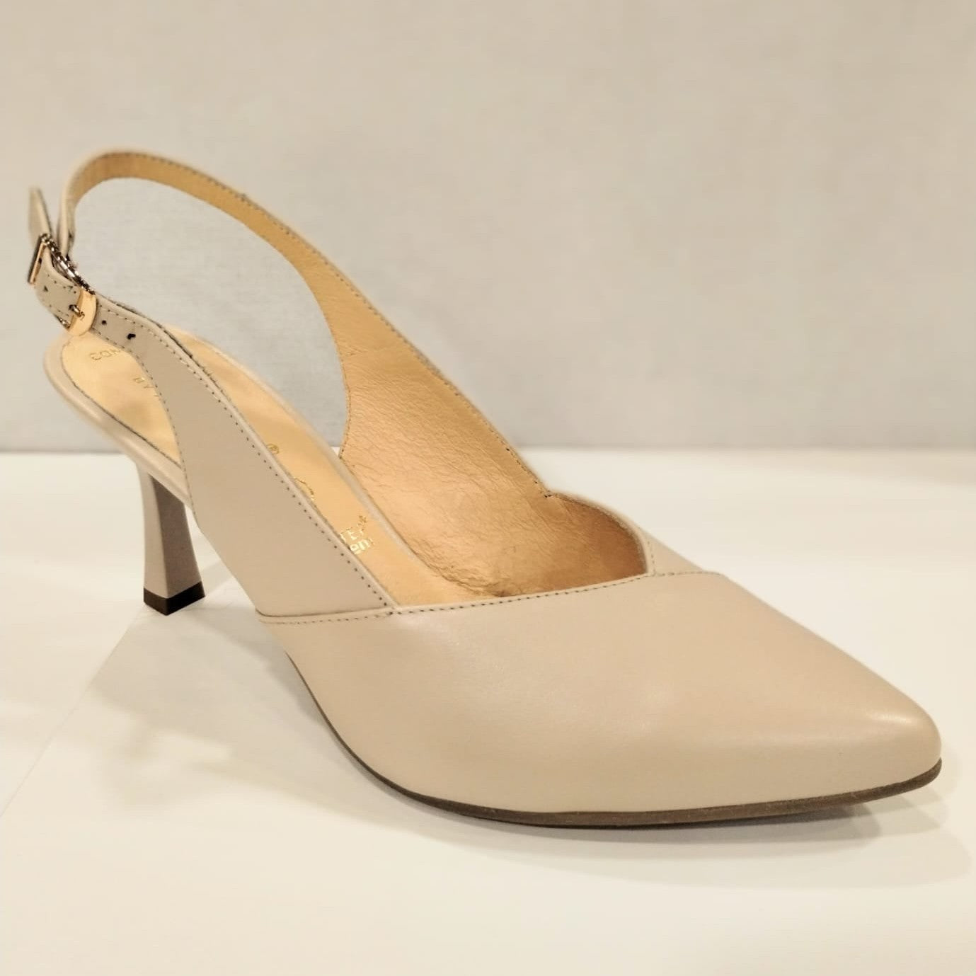 Bioeco 4009 Beige Leather Closed Toe Slingback Occasion Shoe Matching Bags Available 4009-1777