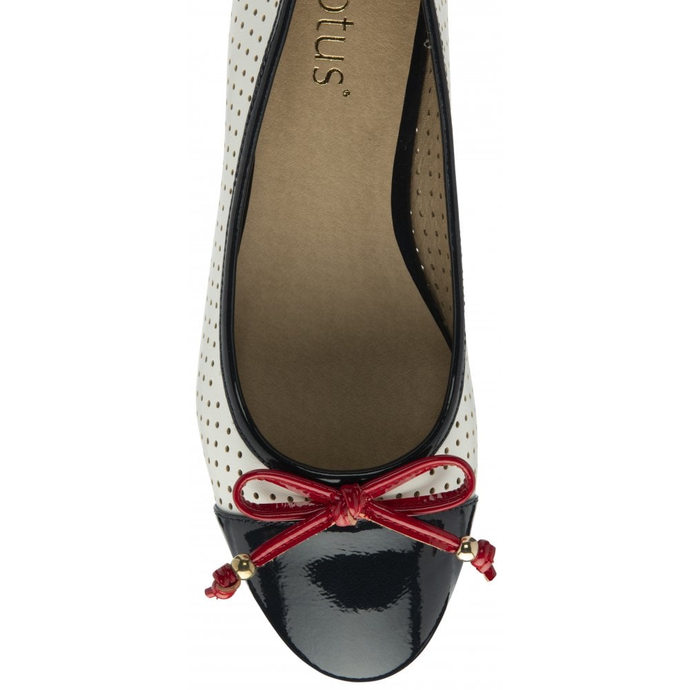 Lotus Briar WHITE/NAVY/RED Ballerina style shoes
