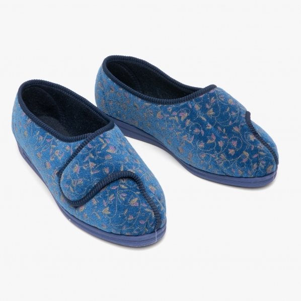 Comfylux Helen Extra Wide Fitting Slipper touch easy fastening for cosy feet