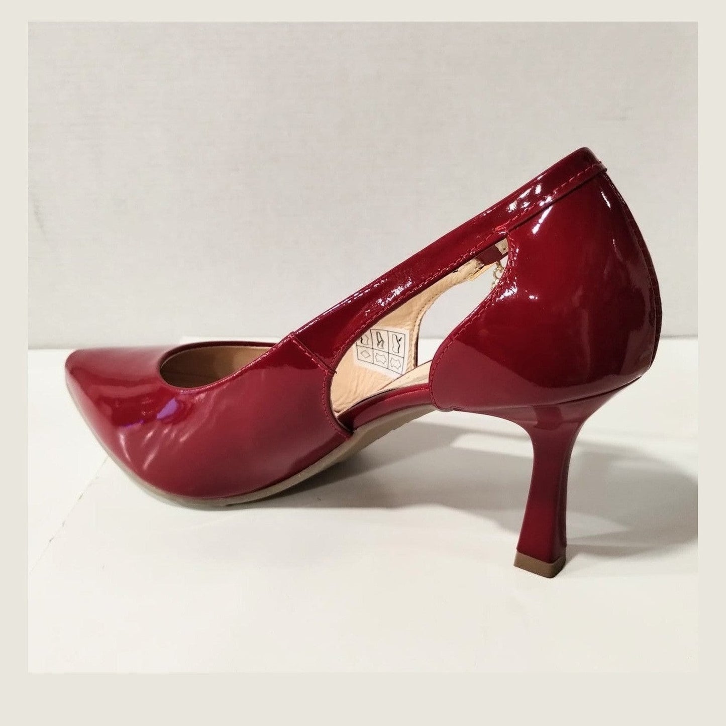 Bioeco 4079 RED PATENT open sided court shoe 4079-433