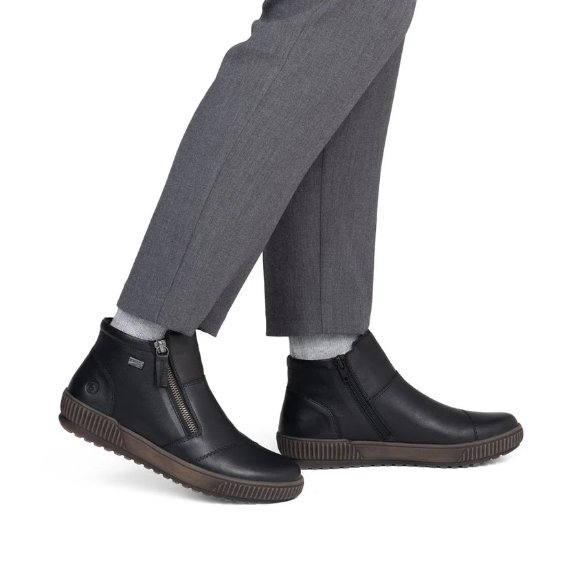 Remonte D0783 BLACK Soft Leather Wide Fitting Twin Zip Ankle Boot D0783-00