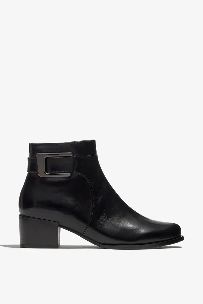 Regardez Le Ciel Jolene 27 BLACK Butter Soft Leather Zip Ankle Boot