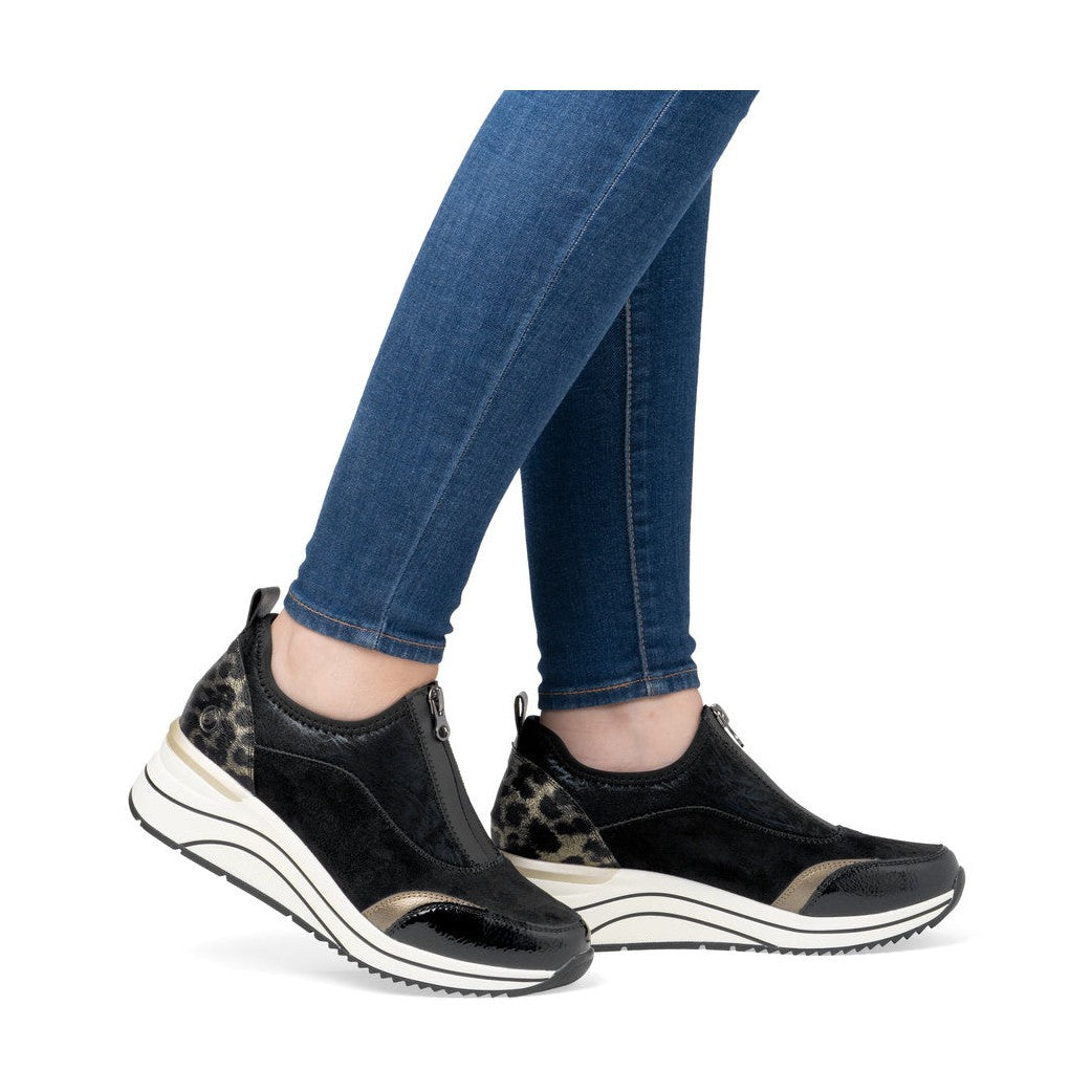 Remonte Trainer Style Shoe with wedge sole and zip front D0t08-02 BLACK COMB