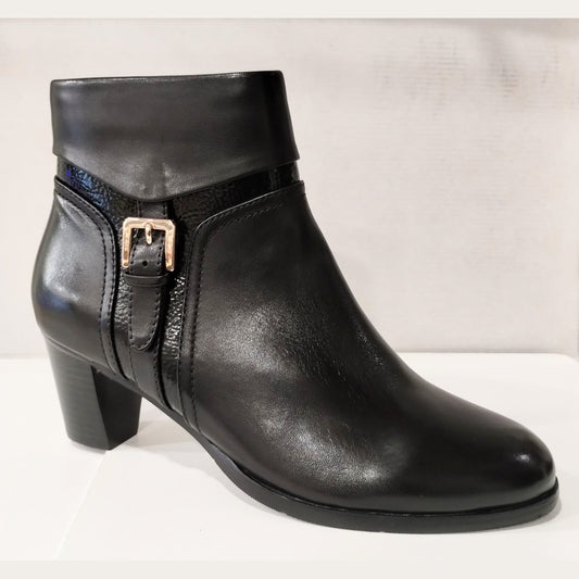 Regardez Le Ciel Sonia 150 BLACK Soft Leather Zip Ankle Boot