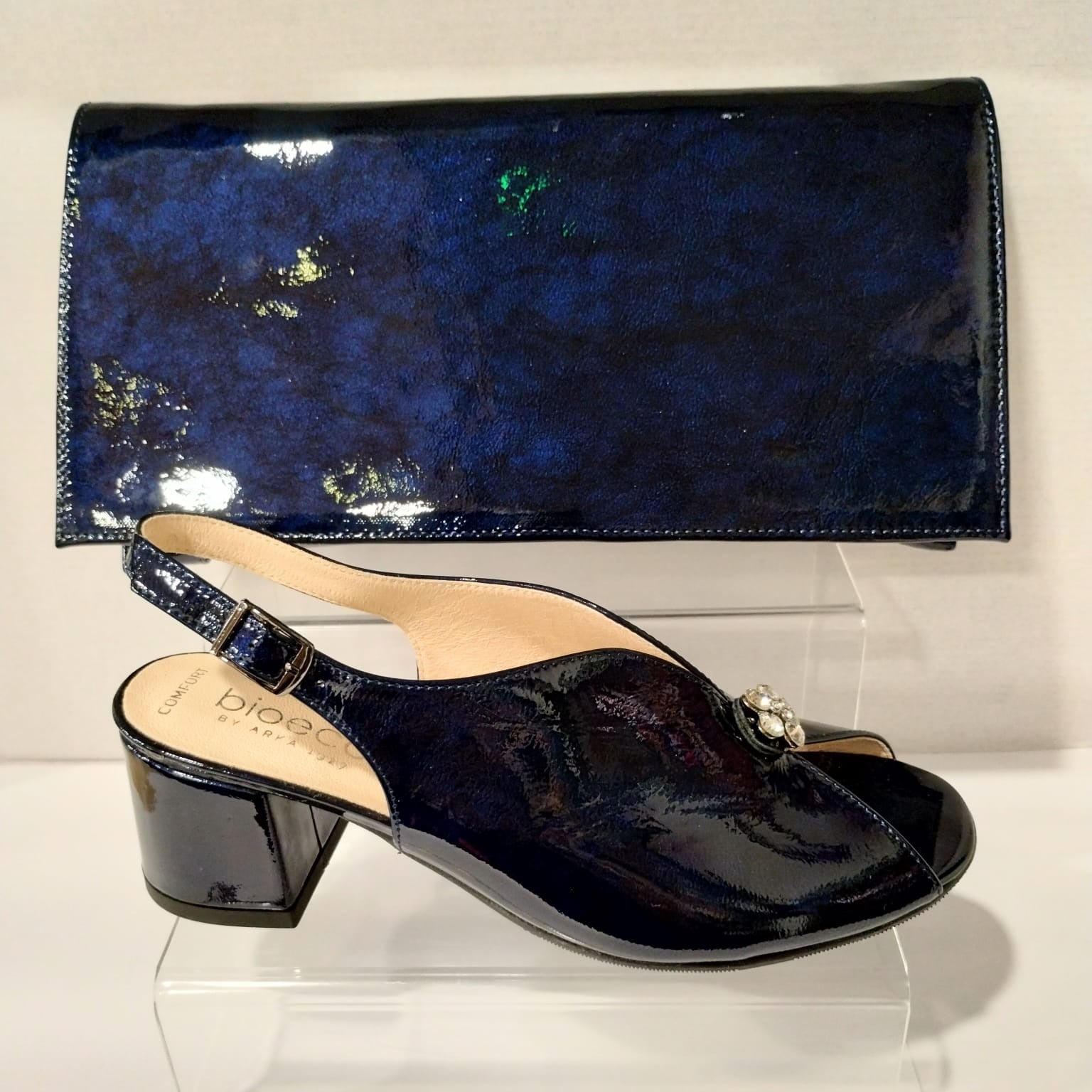Bioeco B002 NAVY PATENT Bag to Match 4216 and 4263 Shoes B002-2906