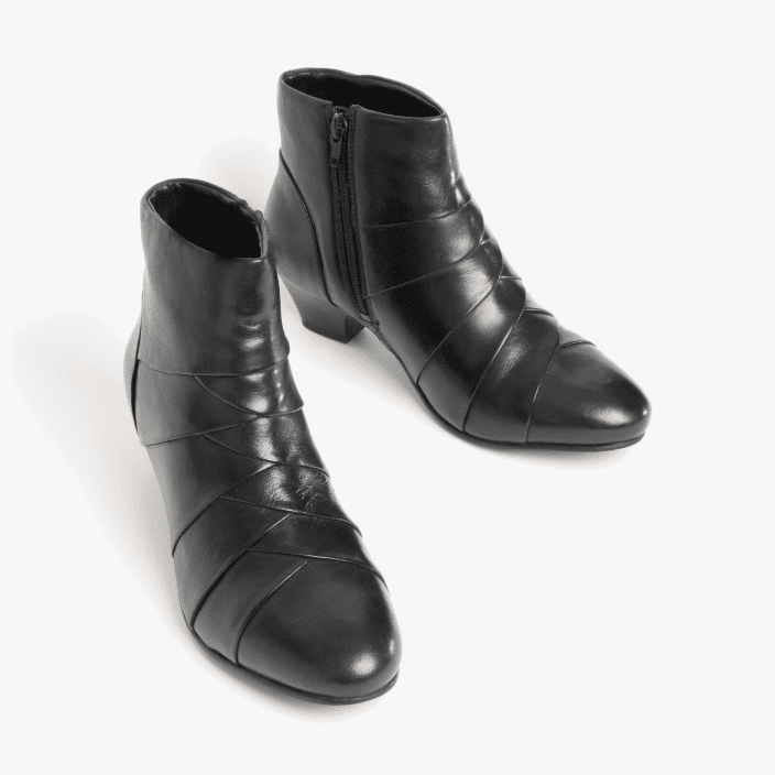 Lotus Ankle Boot Tara Black leather with Zip