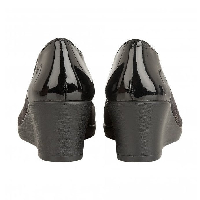 Lotus Wedge Shoe Zetta BRONZE .