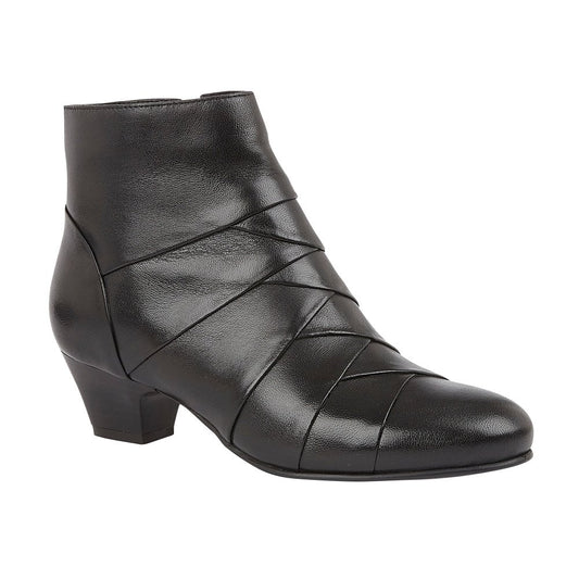 Lotus Ankle Boot Tara Black leather with Zip